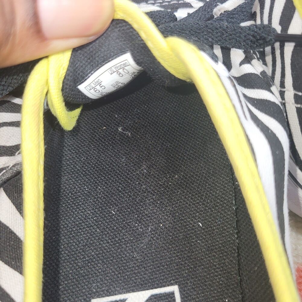 Vans Zebra Animal Print Shoes Women’s [Size 8] Yellow Trim‎ Lace-Up Low Tops - Picture 6 of 6